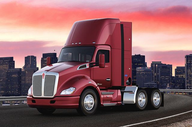Kenworth Developing Hydrogen Fuel Cell T680