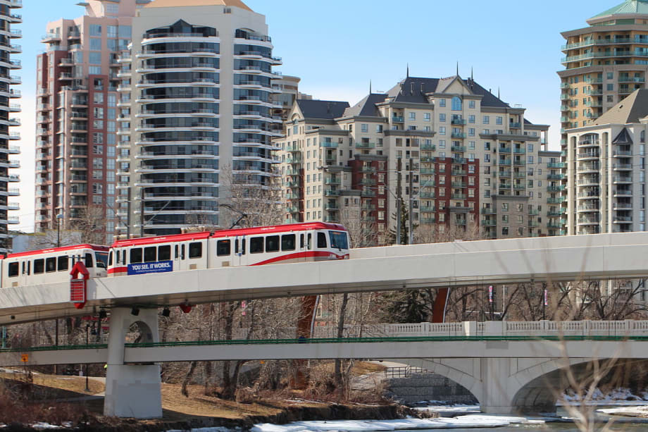 Calgary Transit trains, buses breaking down more often