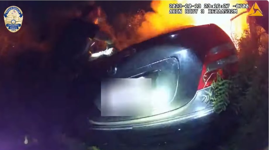 California Officer Pulls Man from Burning Car