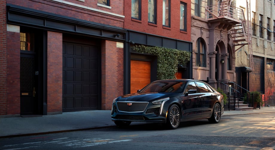 2019 Cadillac CT6 V-Sport Offers Exclusive V-8
