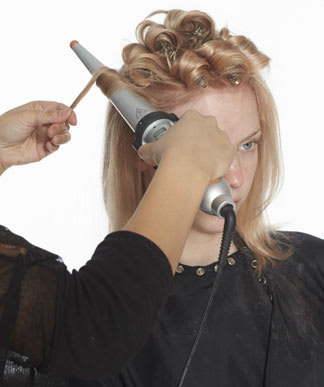 Wella's Color I.D. How To: Candlelit Blonde