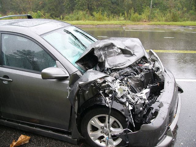 Study: Total cost of auto crashes topped $800 billion