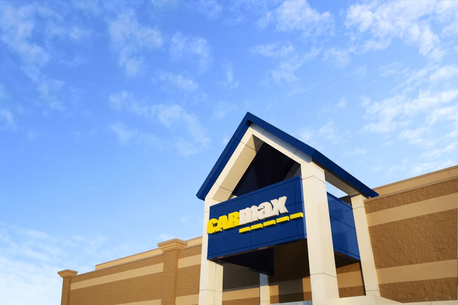 CarMax Names Hill to Replace Retiring COO