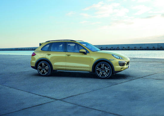 Porsche Recalls Cayenne S, Panamera S Hybrids