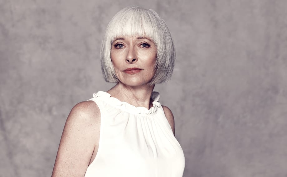 Simply Stunning: Lifestyle Cuts, Color and Styling
