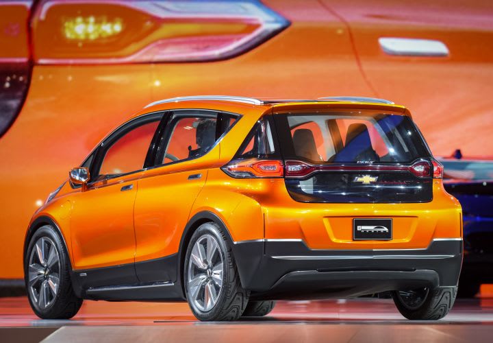 Chevrolet Bolt EV to Debut at CES