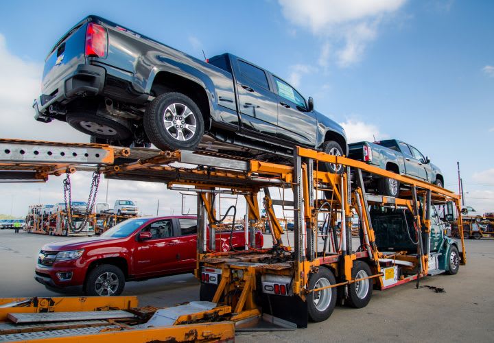 GM Tops Total Fleet Deliveries for 2014