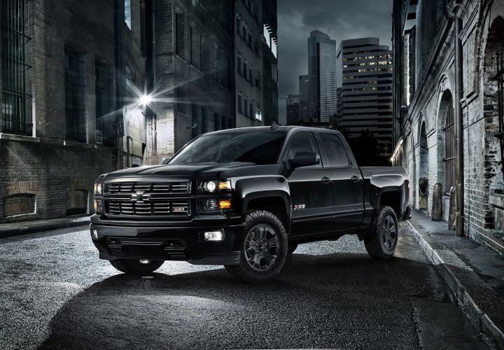 GM Introduces Silverado Midnight Edition Pickup