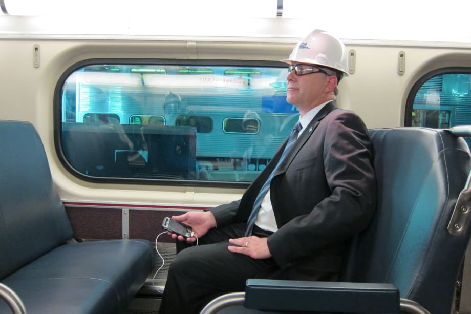 Chicago Metra upgrades railcar amenities