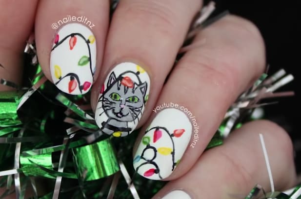 Christmas Kitten Nail Art: Tangled in Lights!