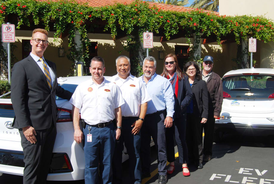 Calif. City Unveils Electric Vehicle Fleet