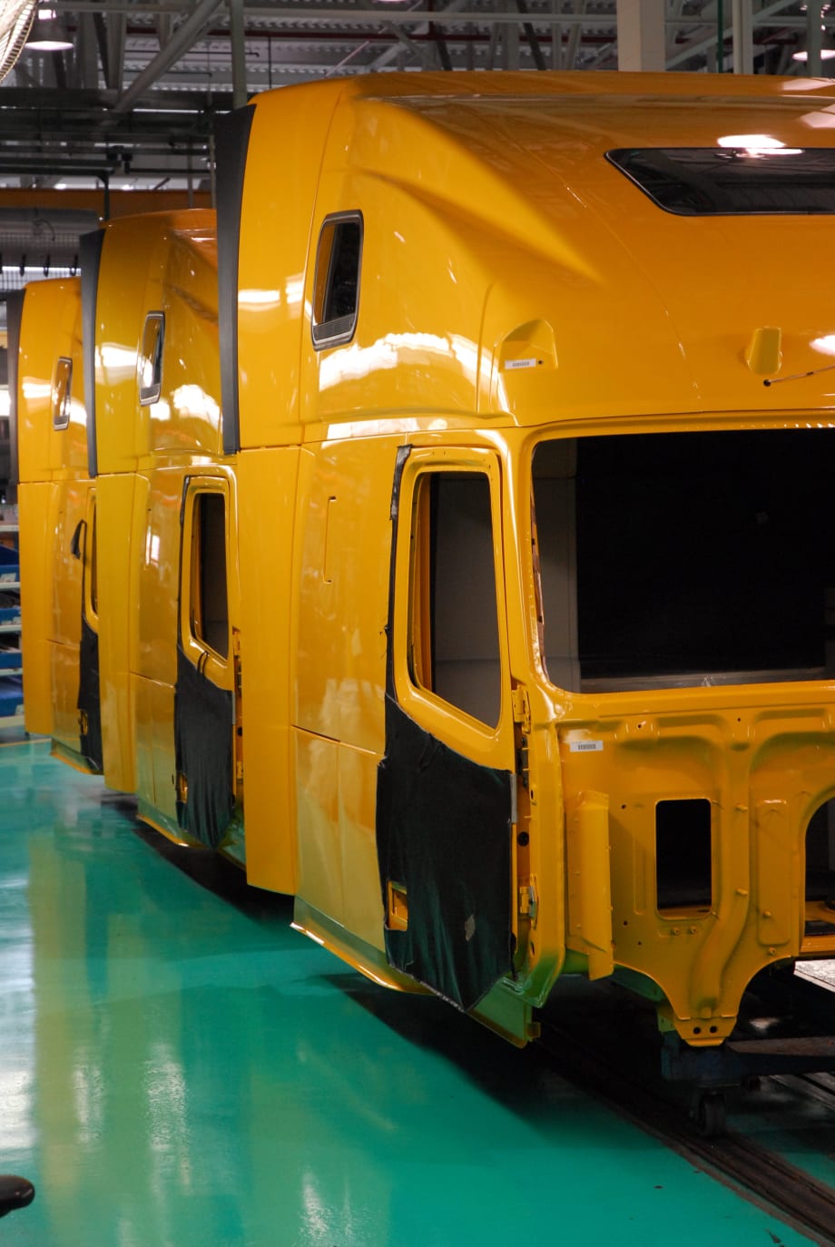 Orders for New Trucks Pick Up Steam in February