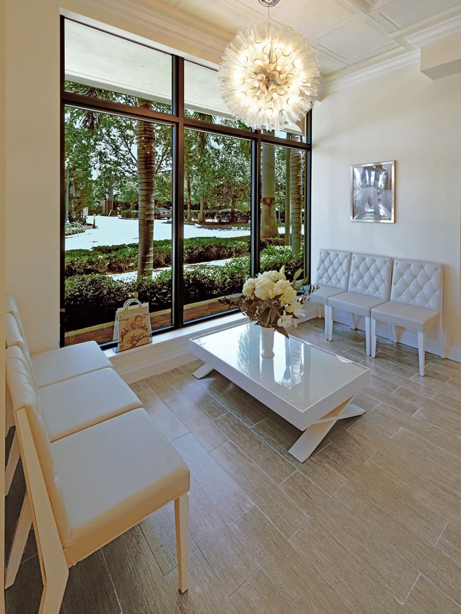SALON TOUR: Cloud 10 Blow Dry Bar & Salon in Boca Raton, Florida