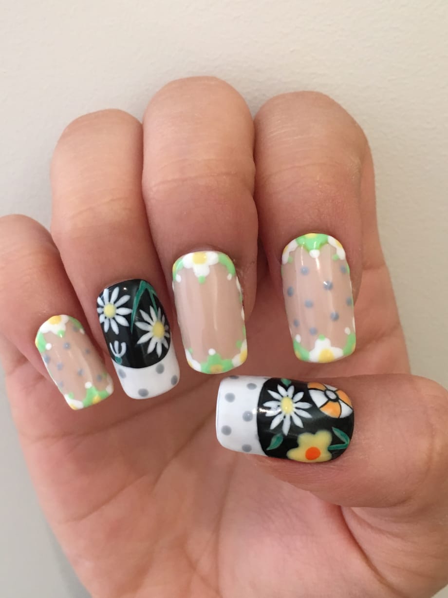HOW-TO: Dolce & Gabbana-Inspired Nail Art