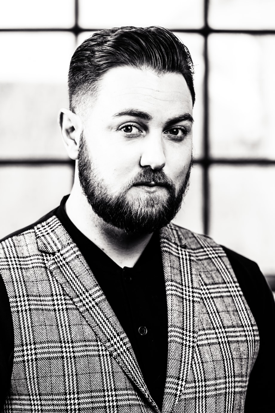 Proper English Gentleman: The British Barbers Association Hall of Fame Collection