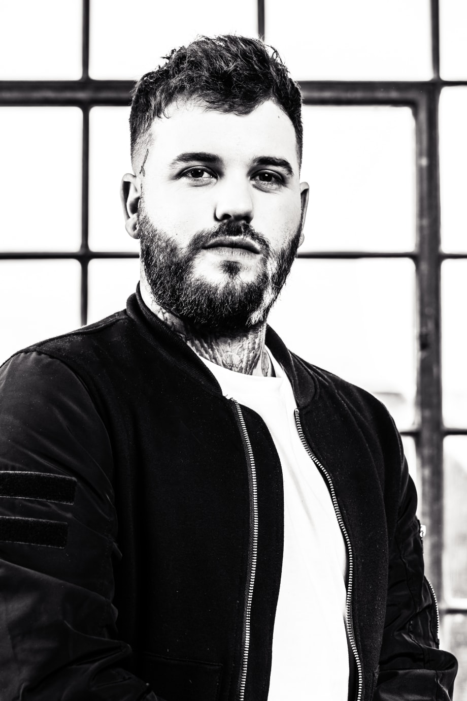 Proper English Gentleman: The British Barbers Association Hall of Fame Collection