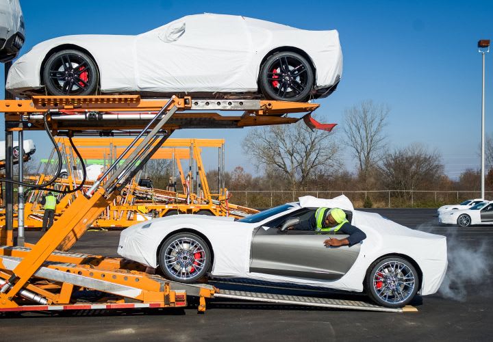 GM Ships 2015 Corvette Z06 Cars