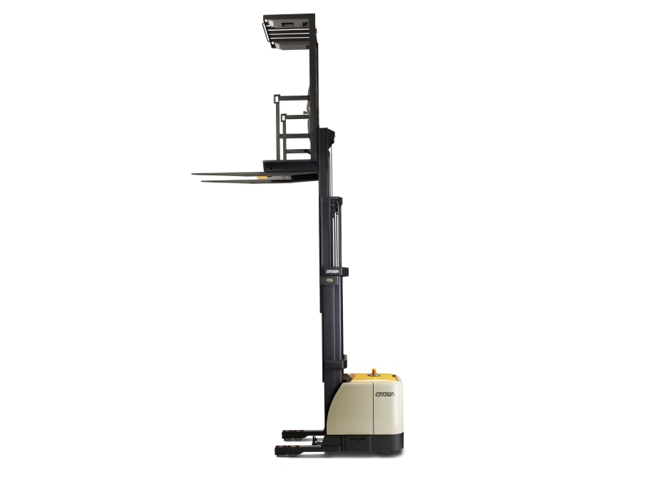 M Series Compact Wheel Loaders