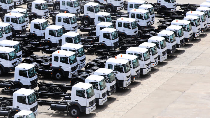 Daimler Launches 50,000 BharatBenz Trucks in India