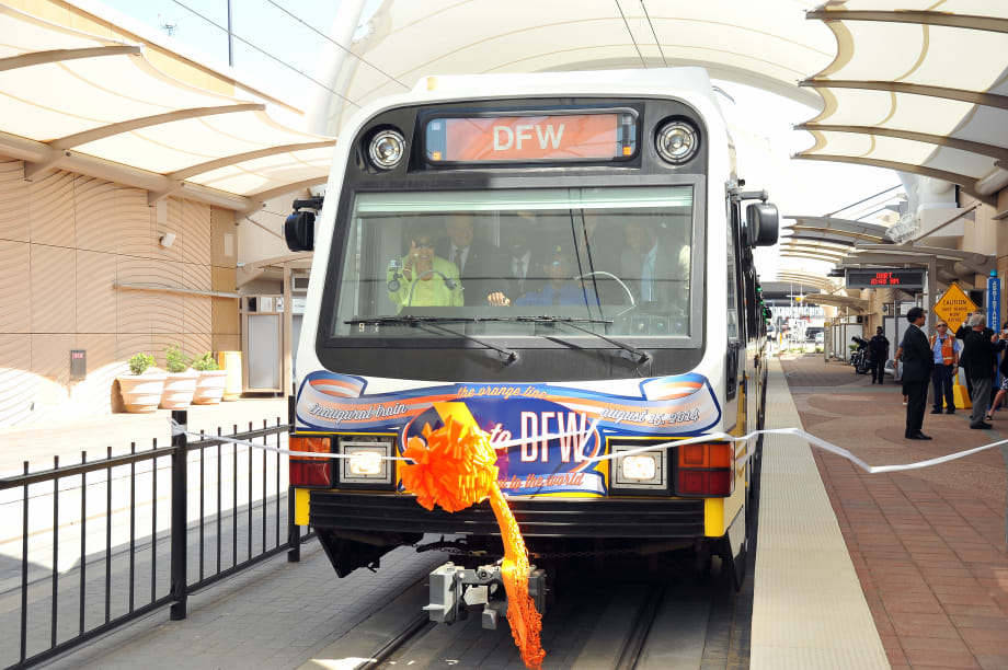 Dallas light rail service to airport takes off