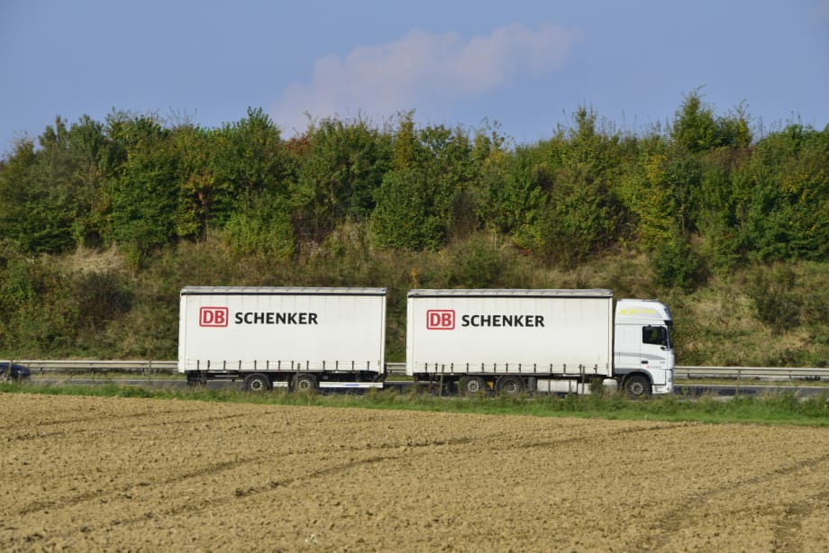 UShip Signs Exclusive Contract with DB Schenker to Automate Road Freight