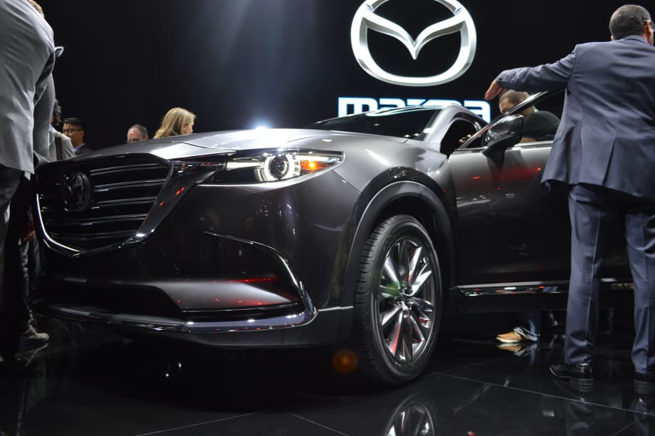 Mazda's 2016 CX-9 Prioritizes Fuel Efficiency