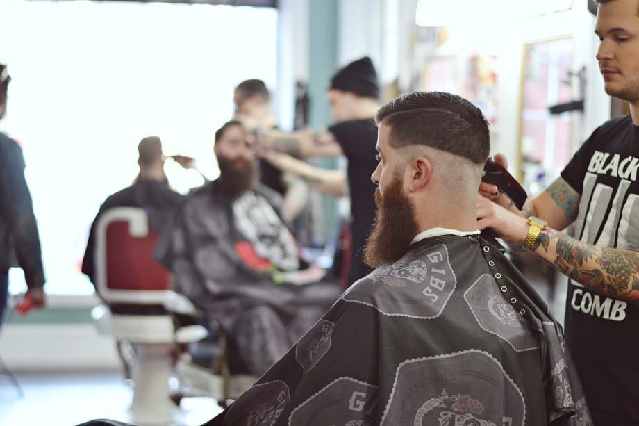4 Tips for Cashing in on the Booming Groomsmen Party Business