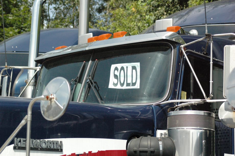 ACT Research: Used Truck Volumes Up Second Consecutive Month