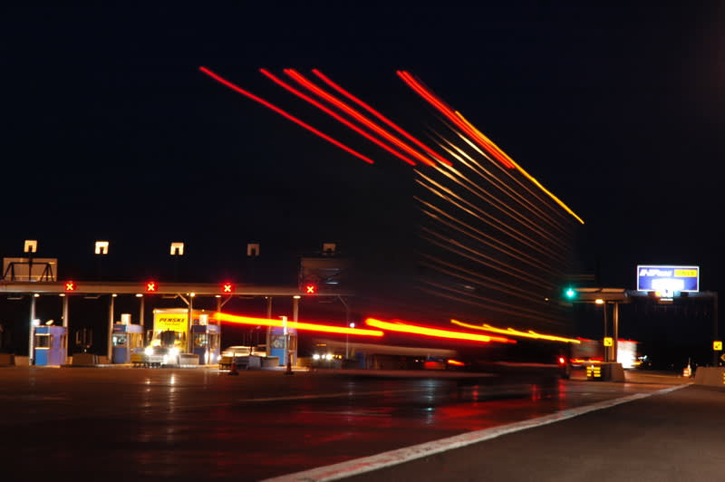 Why Can't Those 3 Upper ID Lights Be Mounted Low?