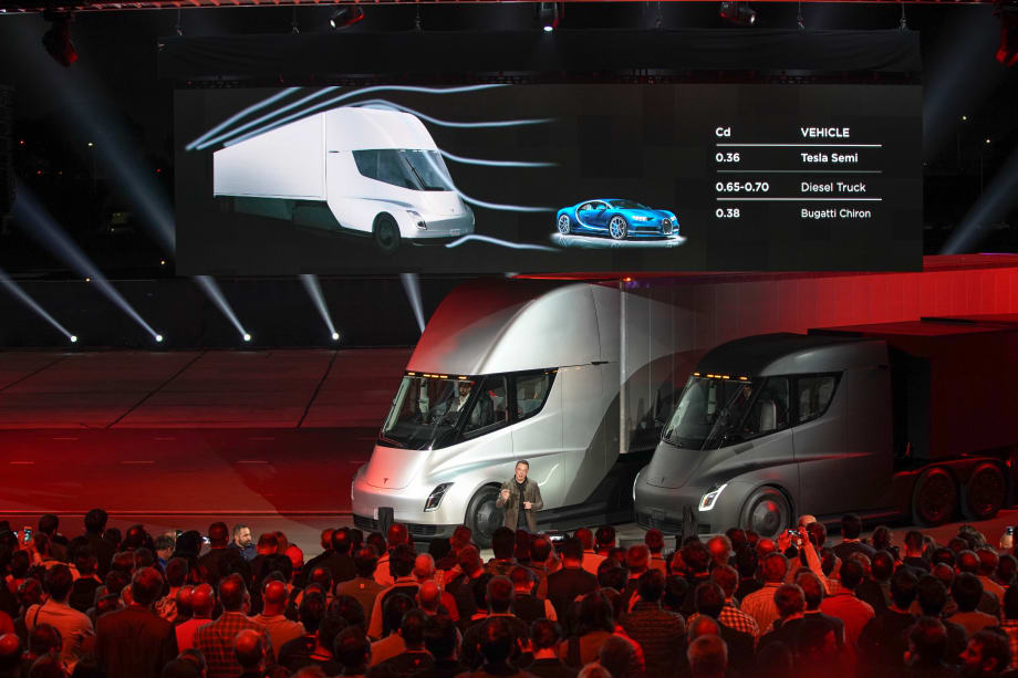 Tesla Unveils All-Electric Class 8 Semi Truck
