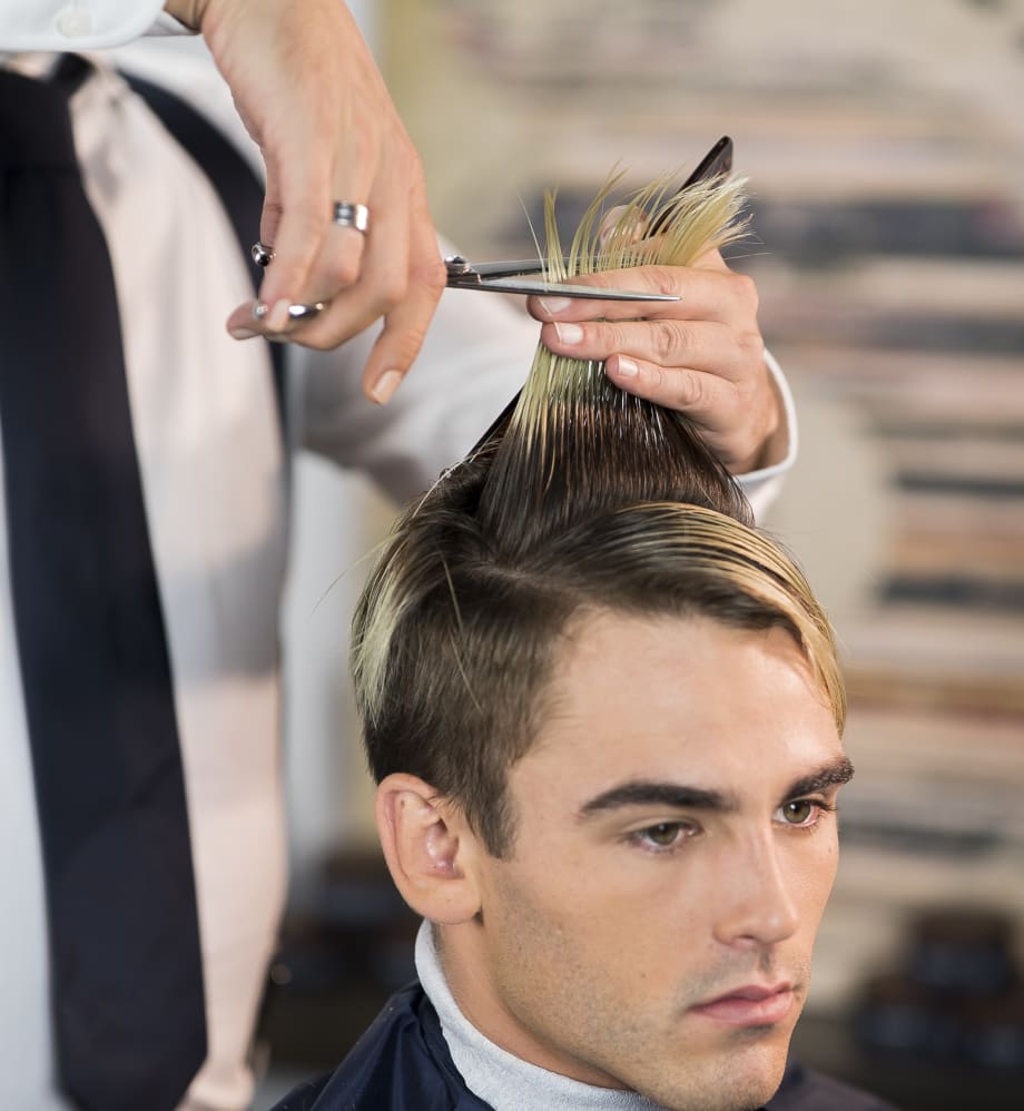 HOW-TO: "Preppy" Men's Pompadour by Esquire Grooming