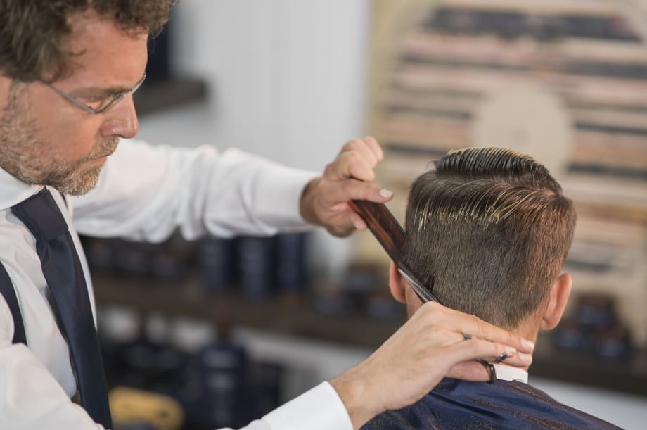 HOW-TO: "Preppy" Men's Pompadour by Esquire Grooming