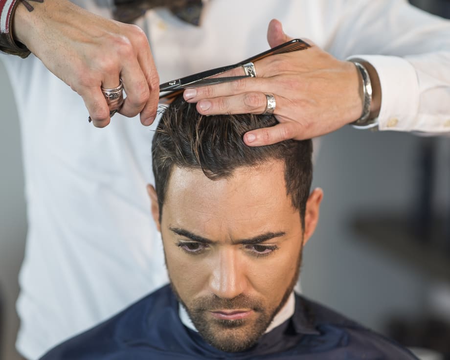 HOW-TO: Men's Textured Hair Cut Using Scissor-Over-Comb