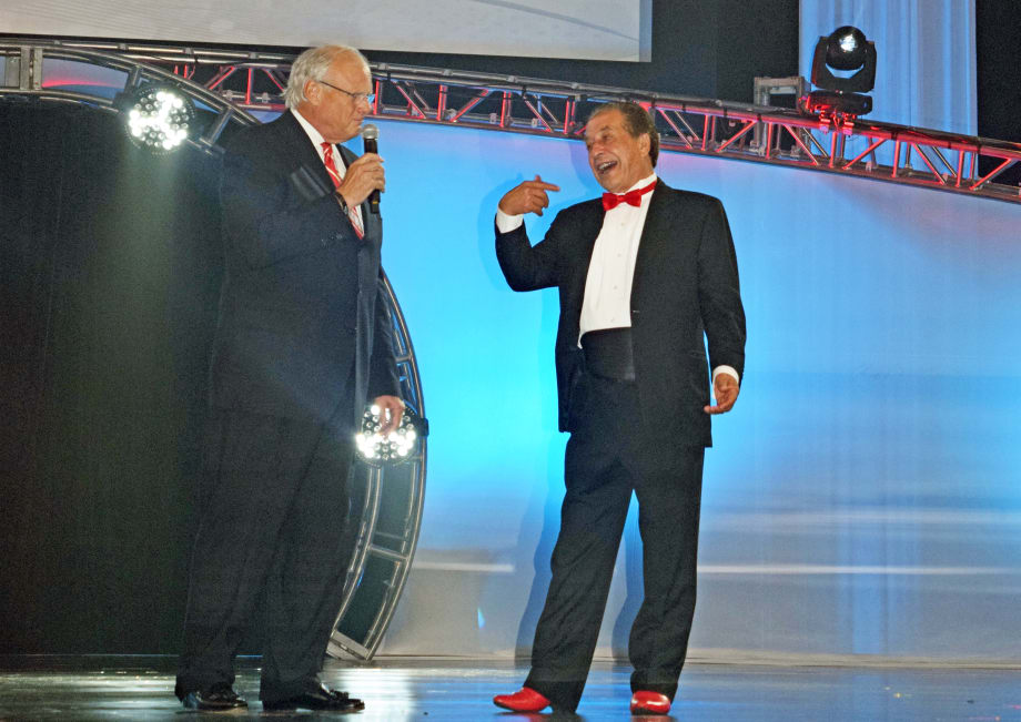 Modern Reports: Farouk Cancun 2015