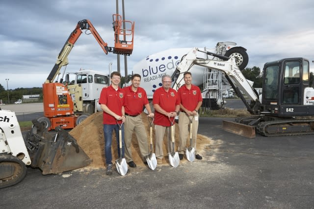 DTNA Breaks Ground on Logistics Center