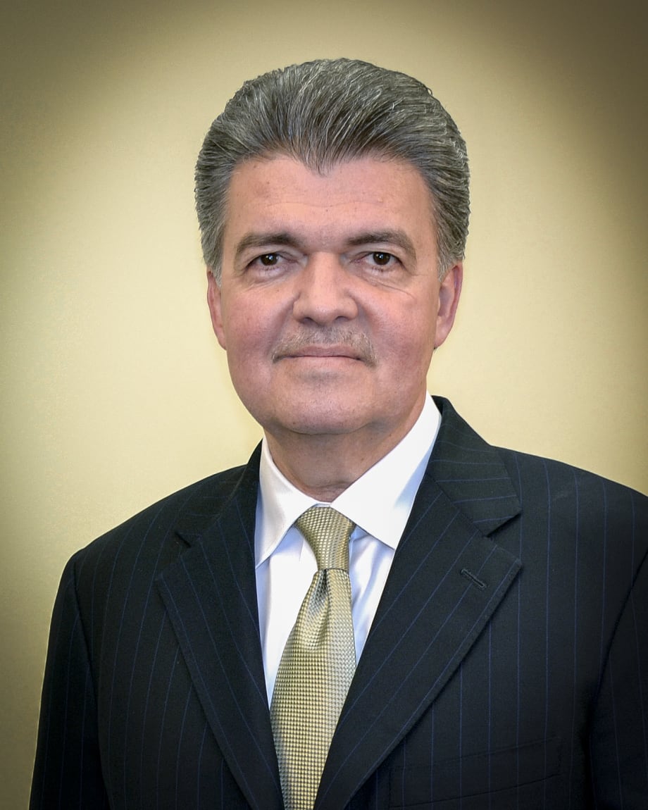 Bobit Names David Moniz Publisher of Heavy Duty Trucking