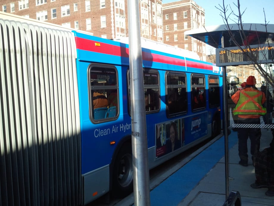 Chicago advances BRT plans