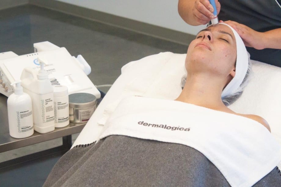 Dermalogica Offers New Hands-On Microdermabrasion and LED Class