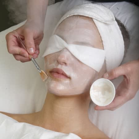 Dermaplus Skin + Body Signature Facial