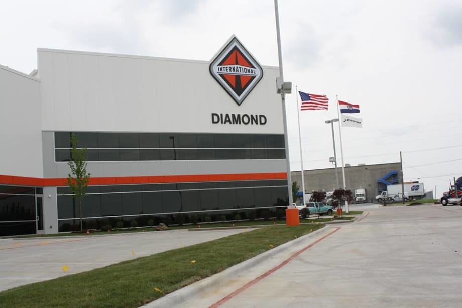Diamond International Dealership Open in Springfield, Mo.