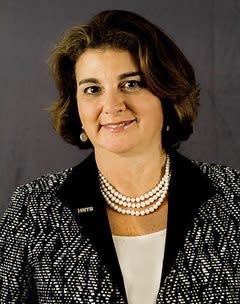 Transit expert, Mendes, joins HNTB as national transit/rail practice leader