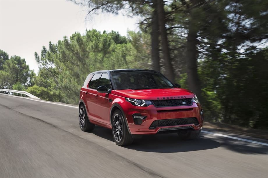Land Rover Discovery Sport Recalled for Plate Lamps