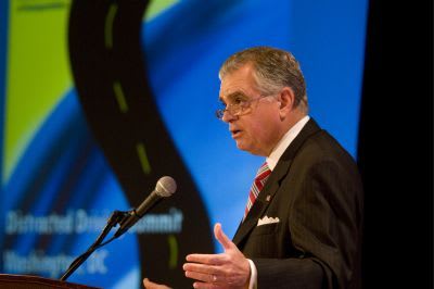 FirstGroup supports efforts to reduce distracted driving