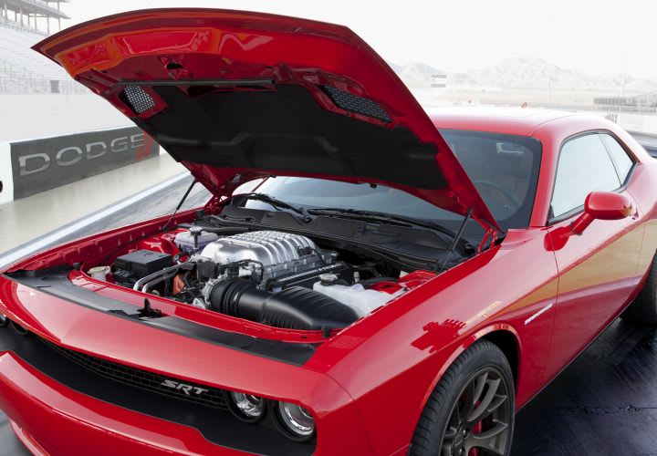 2015 Dodge Challenger Hellcat Offers Chrysler's Most Powerful V-8 Ever