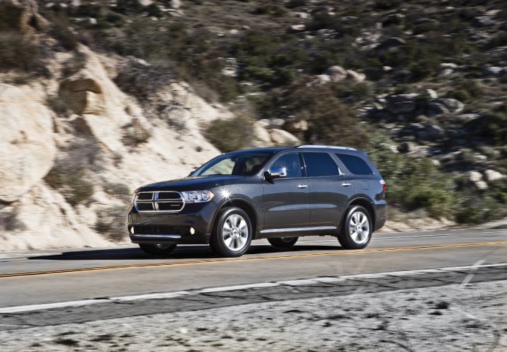 Chrysler Recalls 189K SUVs for Stalling Risk