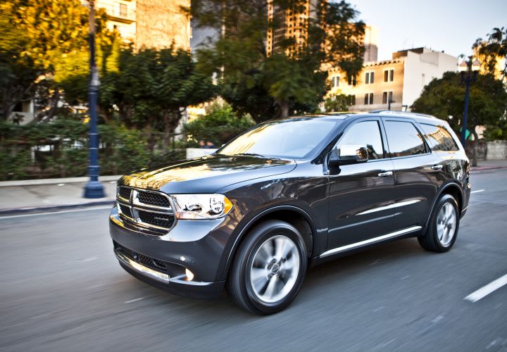 Mid-Size Cars, Large SUVs Lead Depreciation in July