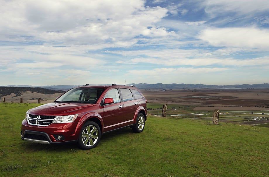 2012-MY Dodge Journey SXT to Come Standard With 2.4L Four-Cylinder Engine