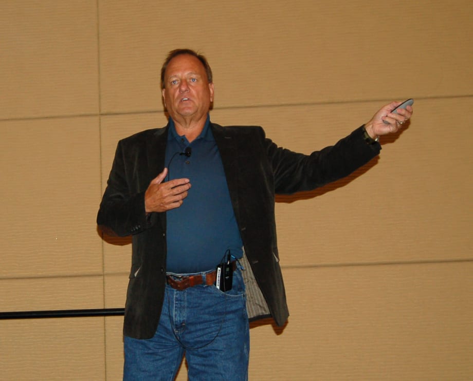 7 Things Truck Drivers Need to Do at the Scene of an Accident