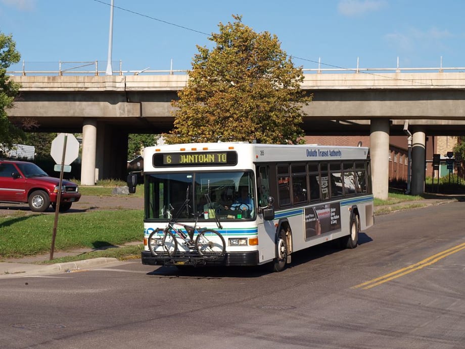 Minn. transit agency extends First Transit contract