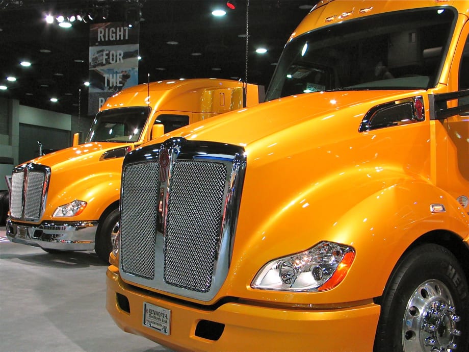 Paccar, Volvo and Daimler Report Strong Earnings